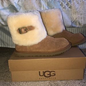 Ugg Ellee boots